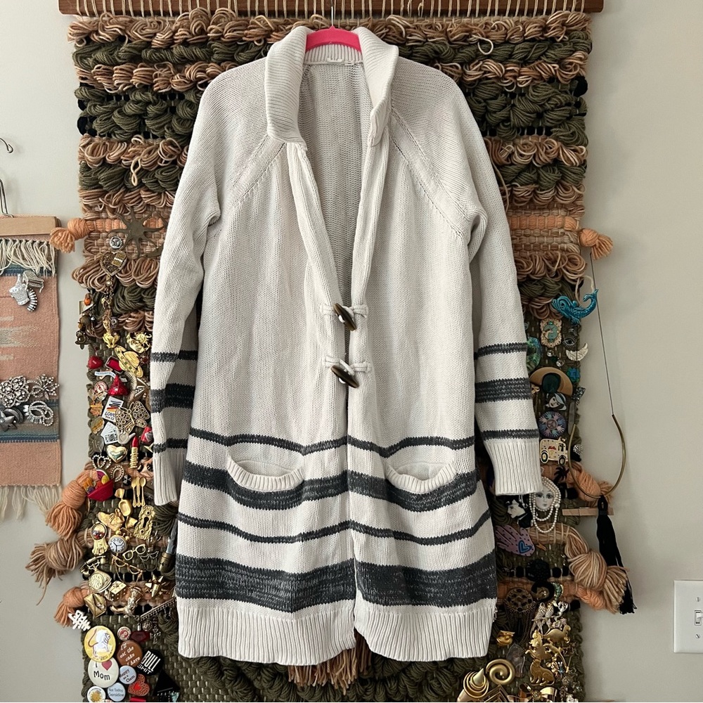 GAP Collared Toggle Cardigan Sweater Snow Cap Grey Stripes Size XXL
